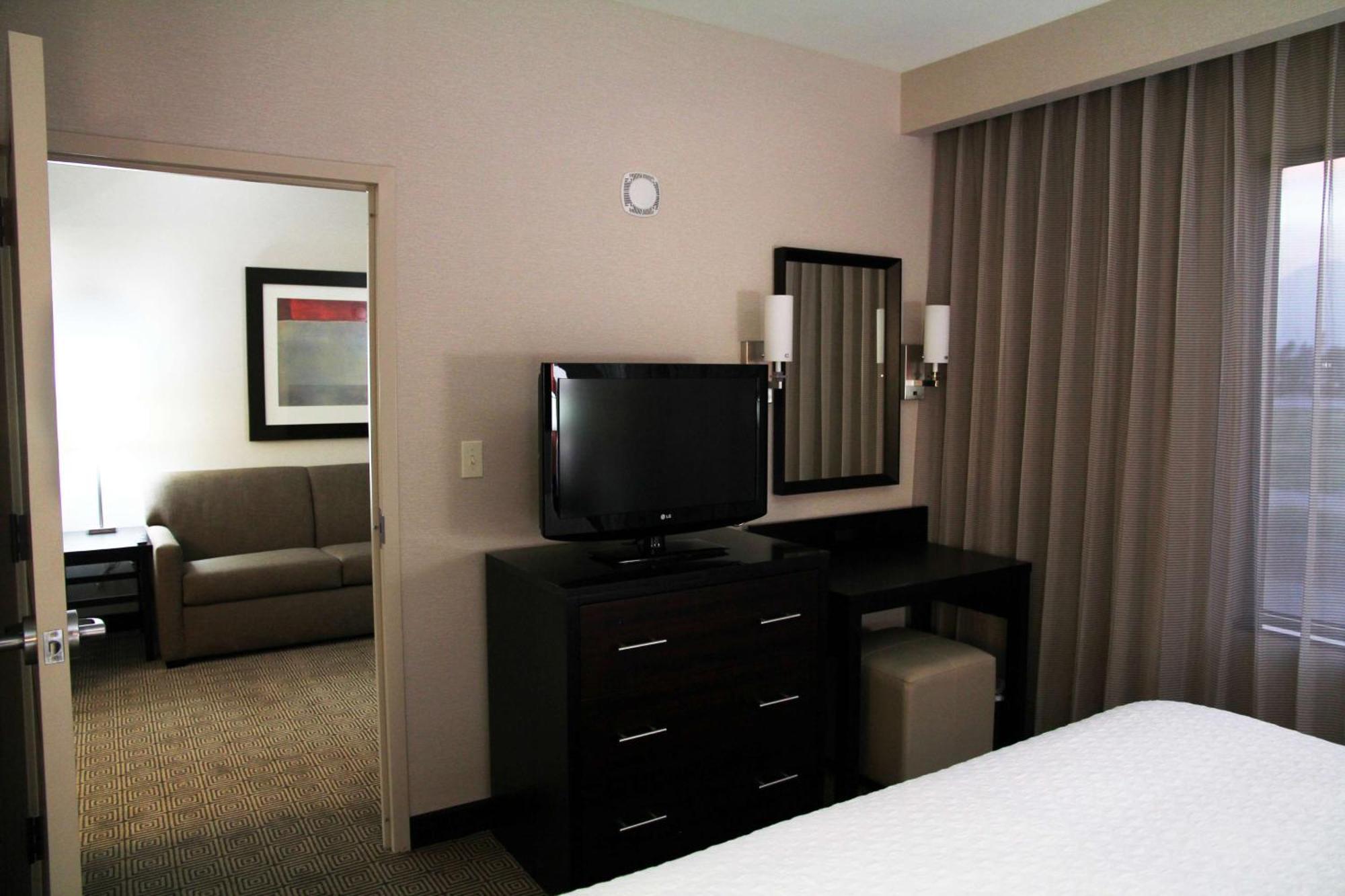 Embassy Suites Ontario - Airport Esterno foto